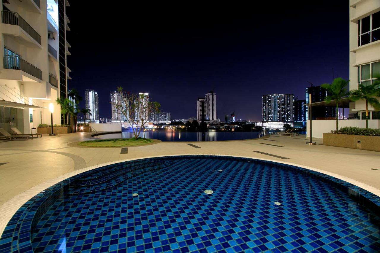 Ferienwohnung Zeta Desky Kuala Lumpur Exterior foto